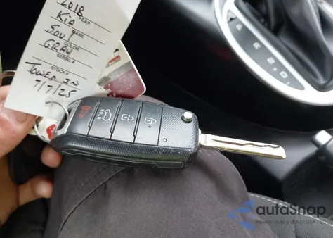 2018 Kia Soul из США, поврежденный, VIN KNDJN2A25J7553236